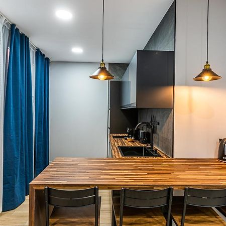 Vr Latina Apartments มาดริด ภายนอก รูปภาพ