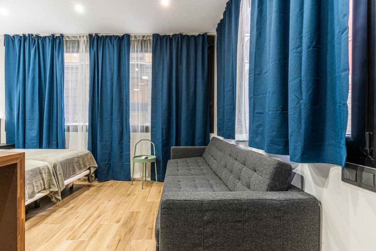 Vr Latina Apartments มาดริด ภายนอก รูปภาพ
