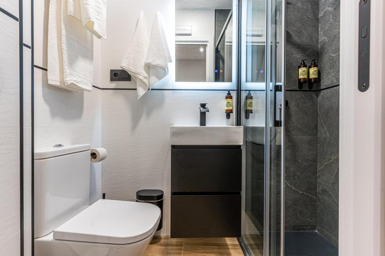 Vr Latina Apartments มาดริด ภายนอก รูปภาพ