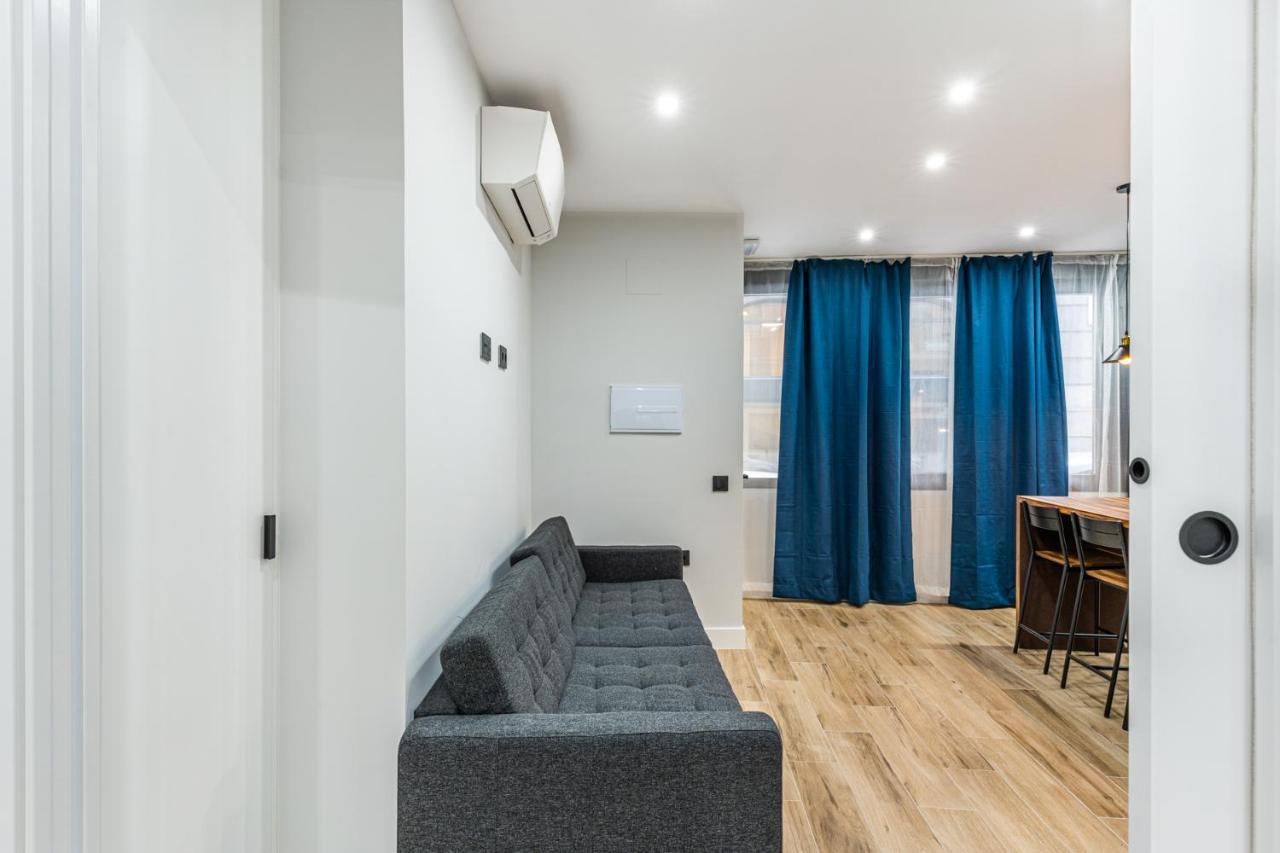 Vr Latina Apartments มาดริด ภายนอก รูปภาพ