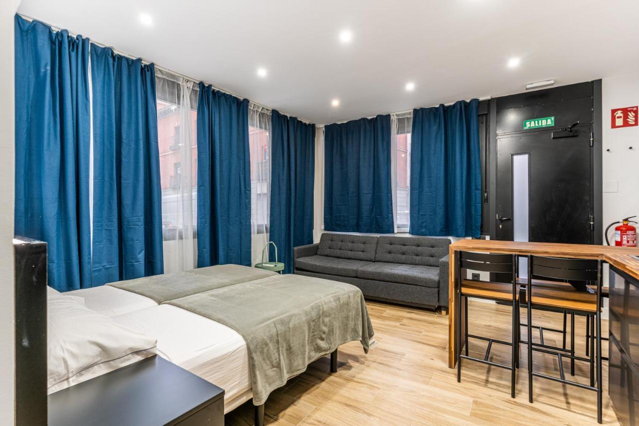 Vr Latina Apartments มาดริด ภายนอก รูปภาพ