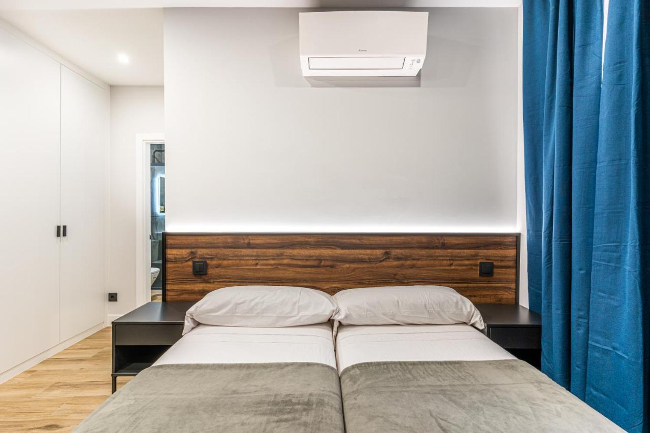 Vr Latina Apartments มาดริด ภายนอก รูปภาพ