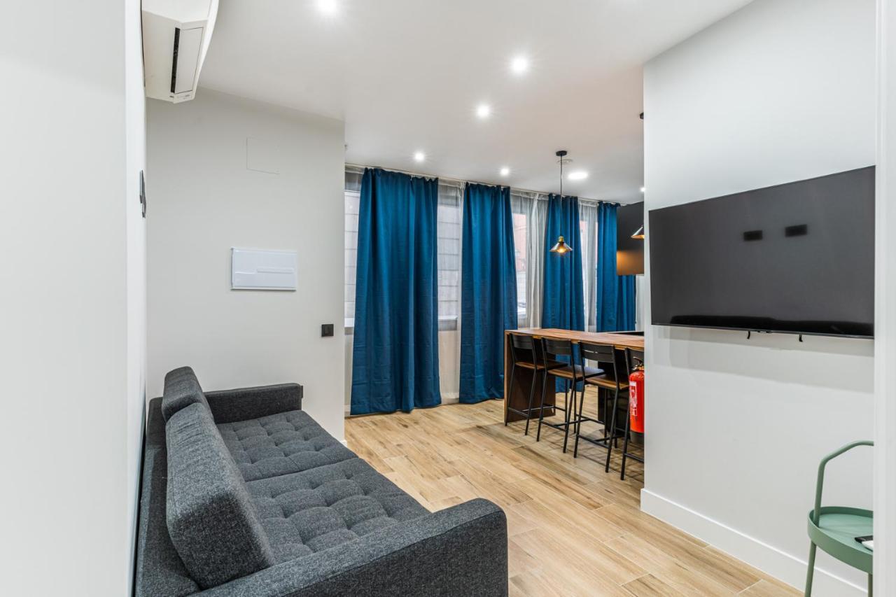 Vr Latina Apartments มาดริด ภายนอก รูปภาพ